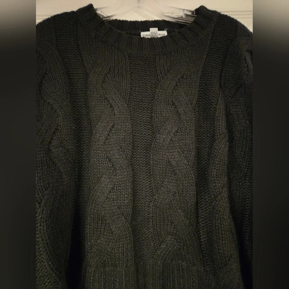 Sweater - Picture 2 of 4